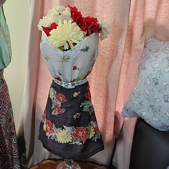 Handmade lampshade with antique lamp - Picture 2 of 3